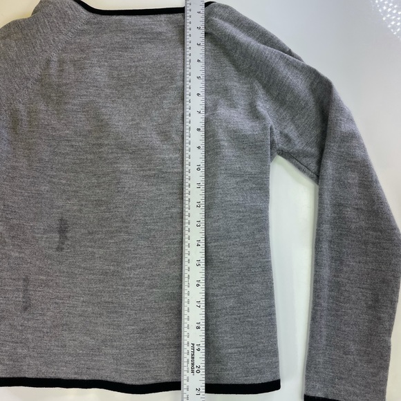 Escada Gray Black Cardigan Top Tank TwinSet 34 36 - Picture 7 of 10